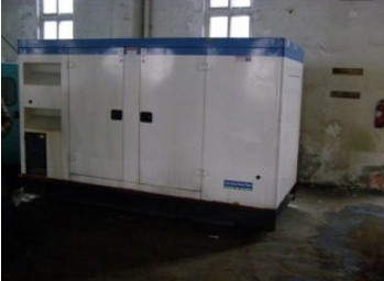 宏伟康明斯150kw大型柴油二手发电机组 宏伟康明斯150kw大型柴油二手发电机组