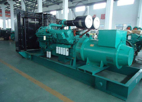 宏伟800kw康明斯柴油发电机组图片 宏伟800kw康明斯柴油发电机组图片