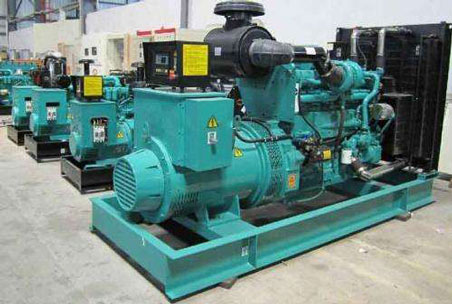 宏伟1000kw康明斯柴油发电机组图片 宏伟1000kw康明斯柴油发电机组图片